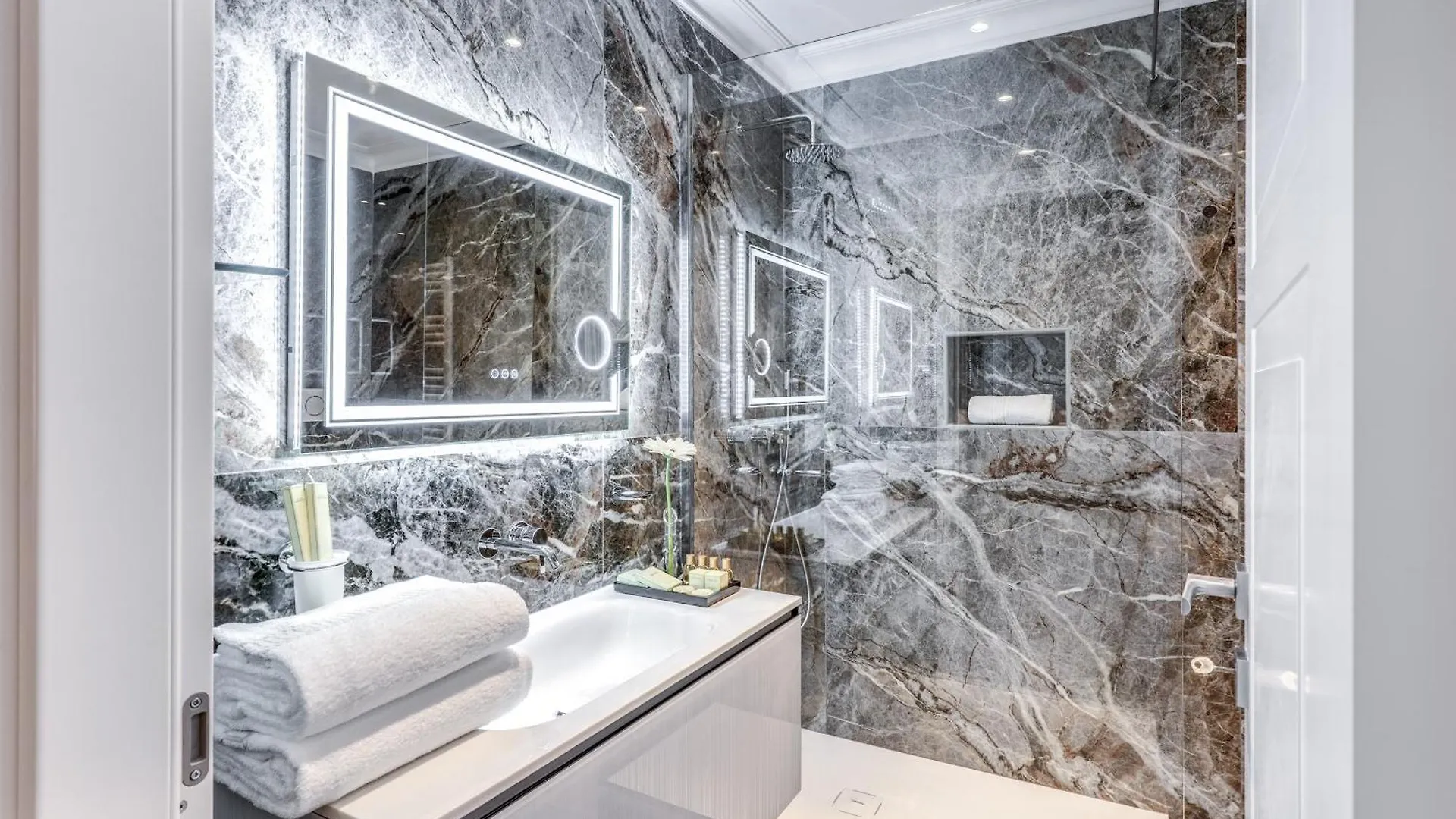 Spanish Steps Oasis Suite Rome Guest house