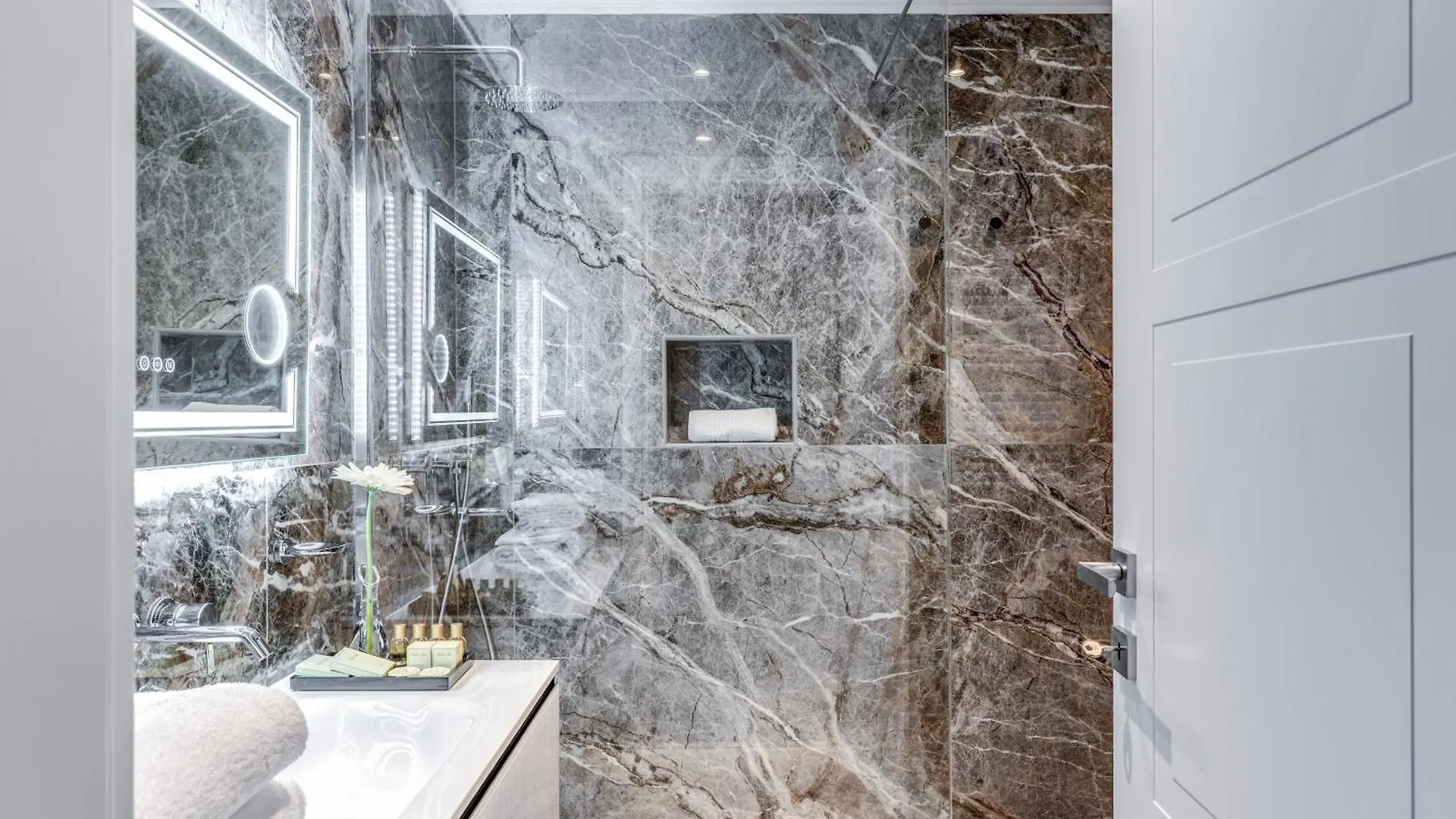 Spanish Steps Oasis Suite Rome 0*,  Italy
